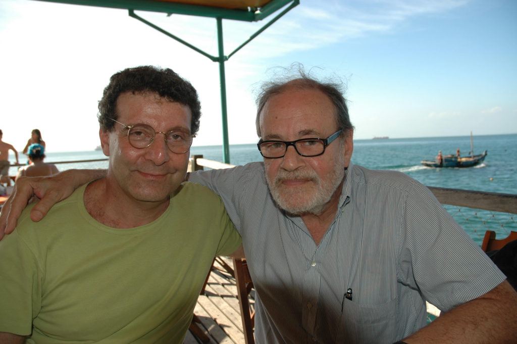 Nabil com o arquiteto Sergio Ferro em Salvador, 1999